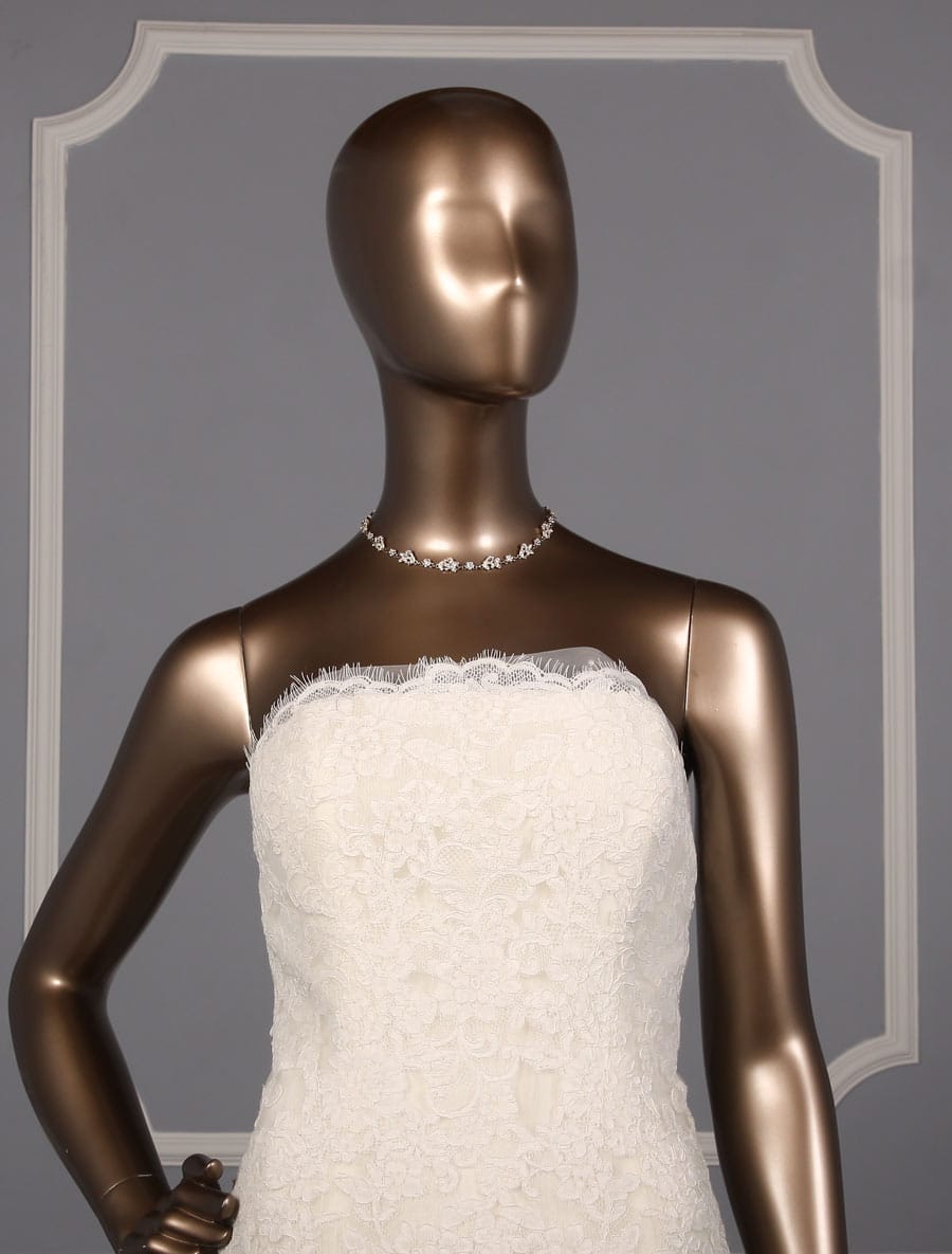 Pronovias Danesa Wedding Dress Strapless Front Bodice