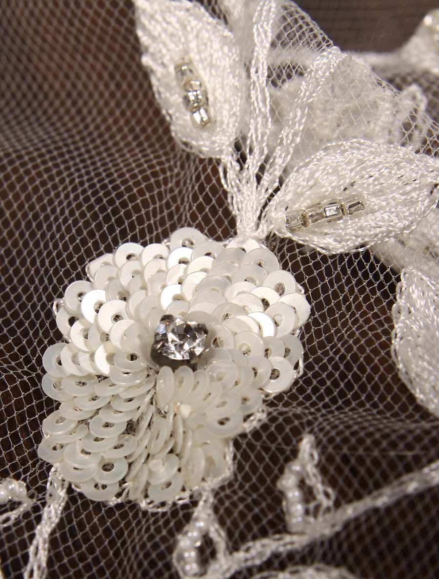 Toni Federici E1-6427 Secret Garden Bridal Veil Light Ivory Details