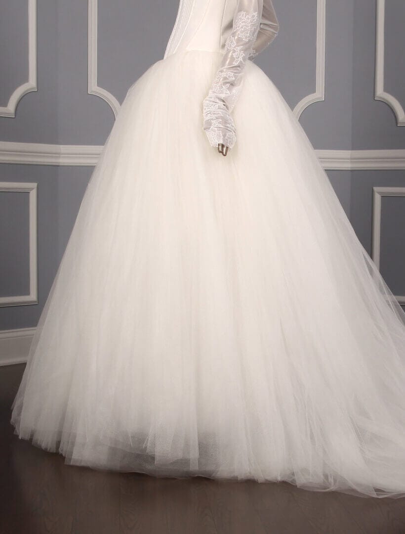 Vera Wang Frederique Wedding Dress Side Skirt